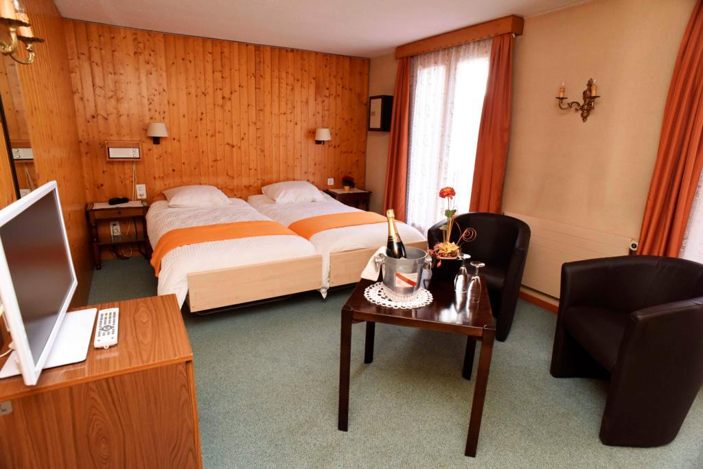 Hotel De La Poste Вербье Номер фото