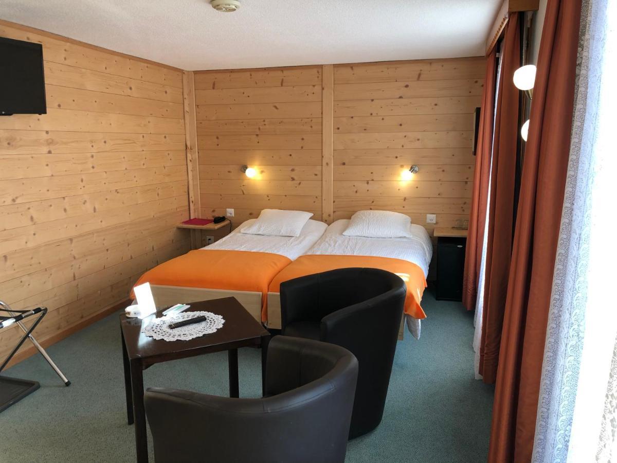 Hotel De La Poste Вербье Экстерьер фото